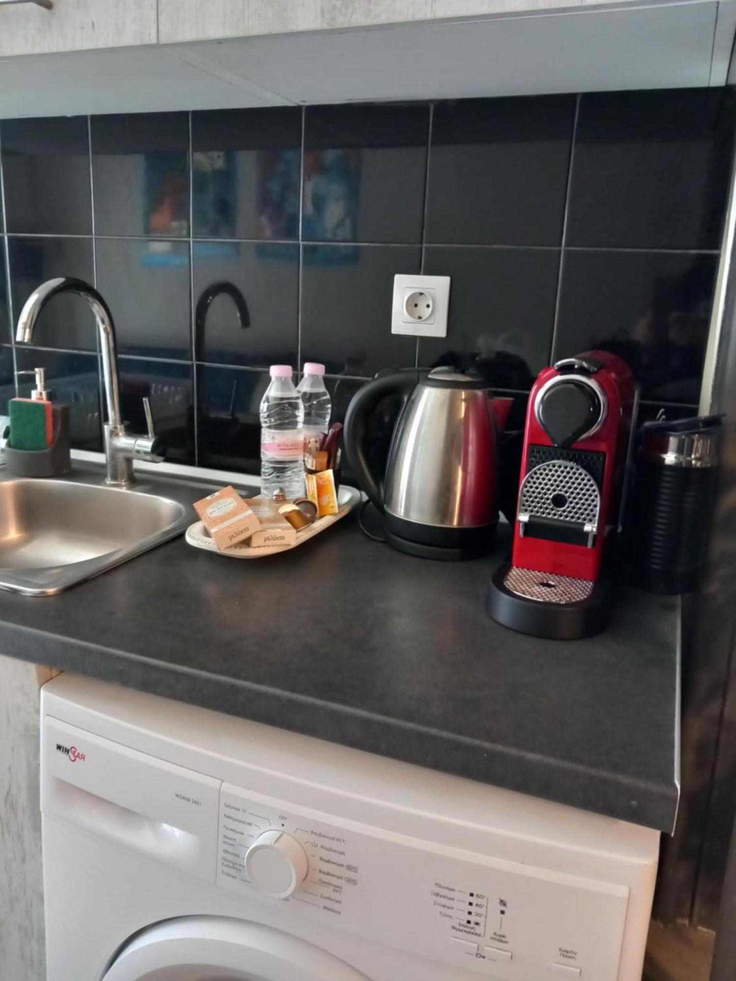 Closer "Egnatia Apartment 1" Солун Екстериор снимка