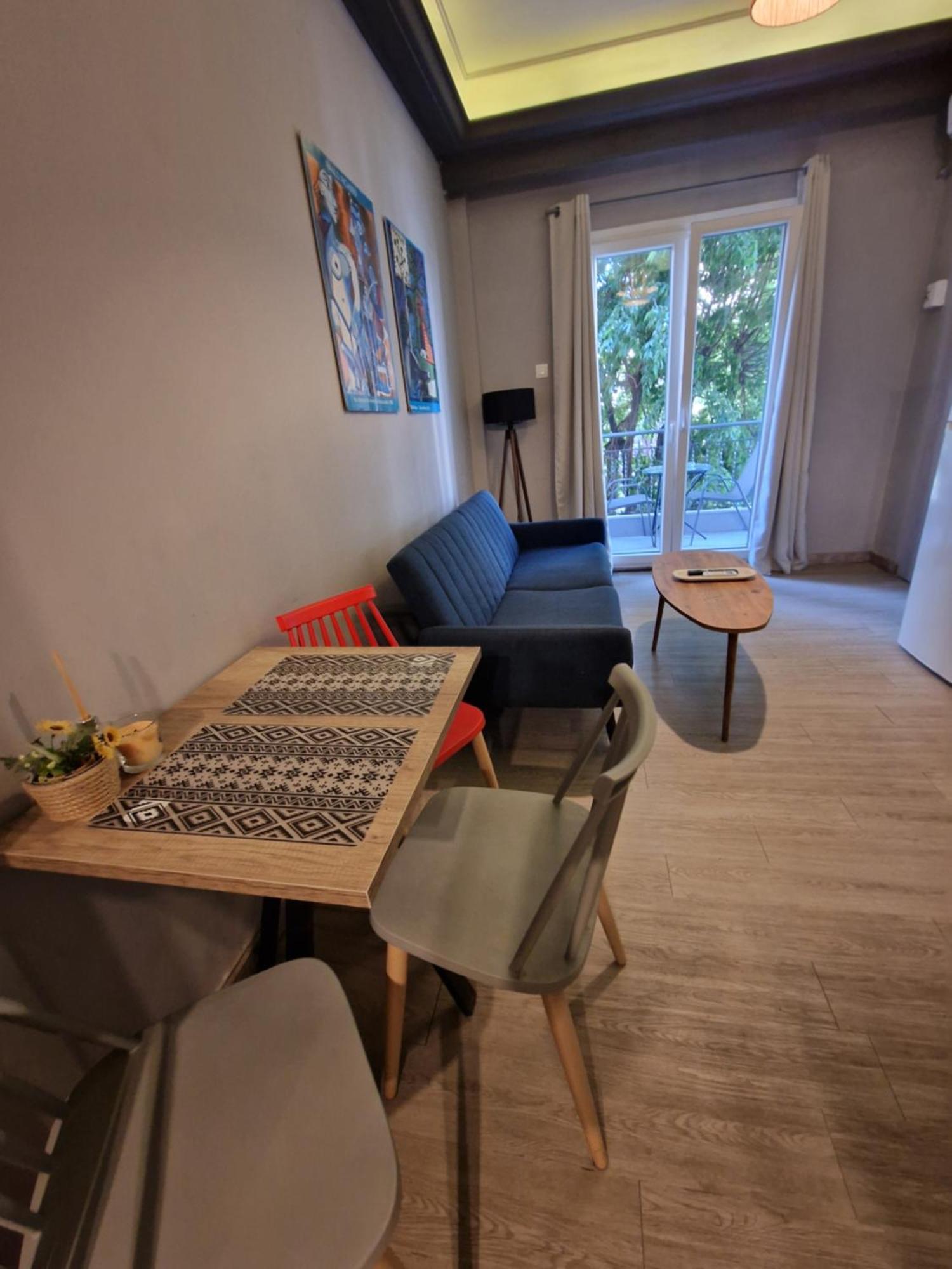 Closer "Egnatia Apartment 1" Солун Екстериор снимка